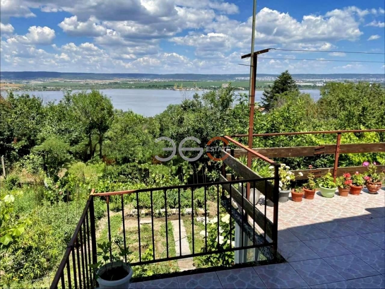Продава ПАРЦЕЛ, гр. Варна, м-т Лазур