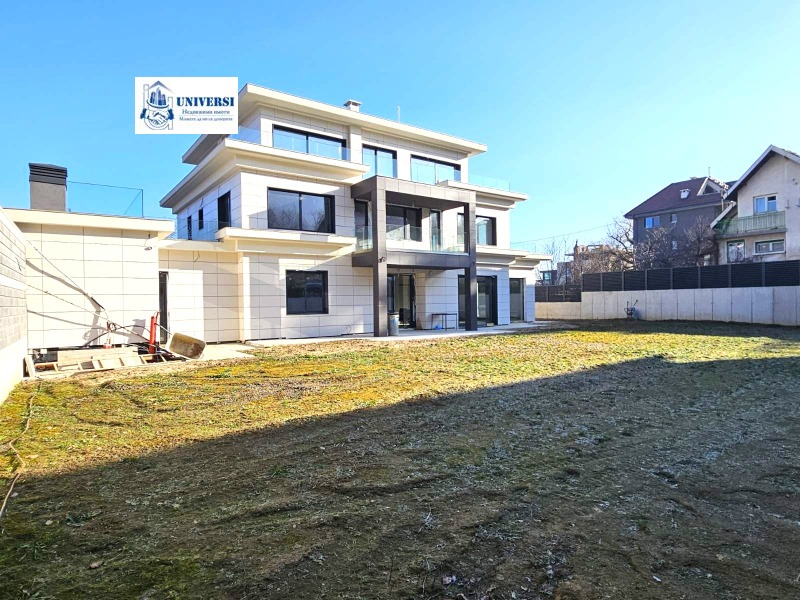 Продава КЪЩА в град София, Бояна - 808 кв.м / 3 300 000 € » 6 454 239.00 лв., УНИВЕРСИ