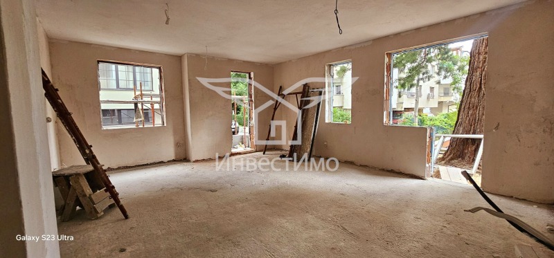 Продаја  1 спаваћа соба Софија , м-т Гардова глава , 97 м2 | 26051076