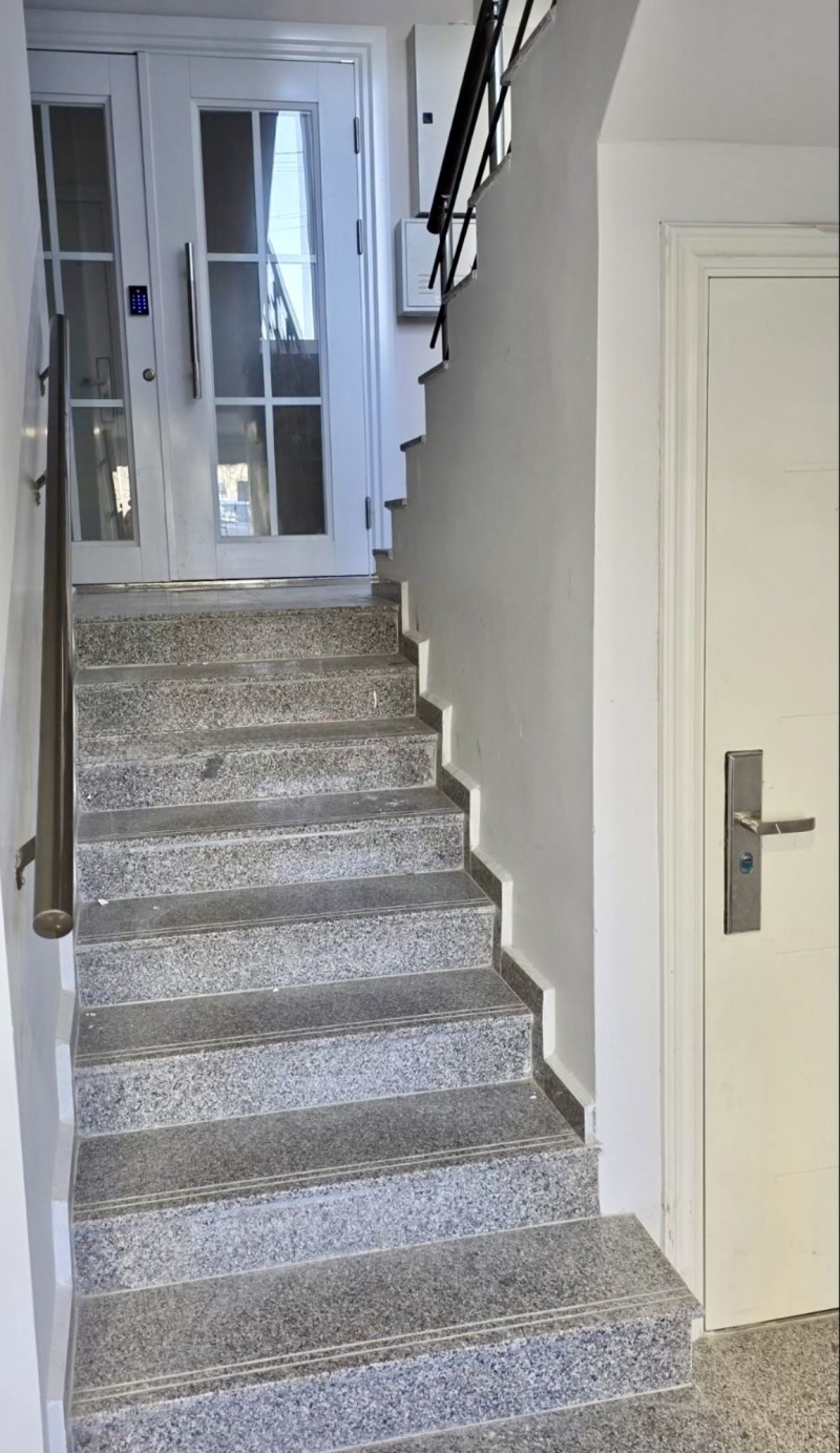 À venda  1 quarto Pernik , Iztok , 60 m² | 57147446 - imagem [14]