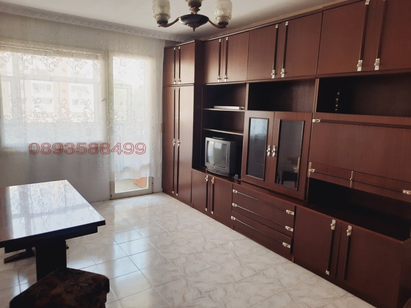 Продава 3-СТАЕН, гр. Шумен, 5-ти полк, снимка 4 - Aпартаменти - 47916597