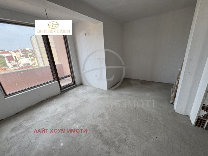 De vânzare  2 dormitoare Plovdiv , Țentâr , 99 mp | 97986638 - imagine [5]