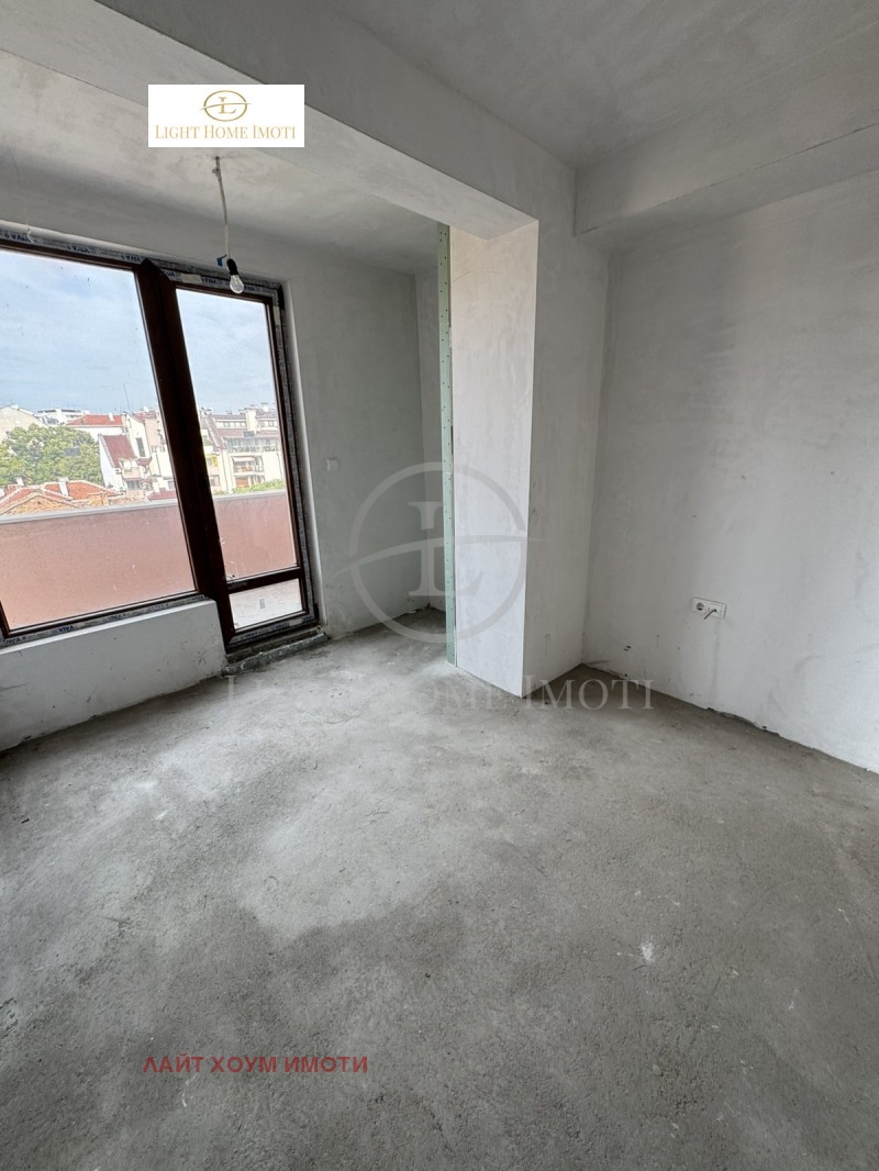 De vânzare  2 dormitoare Plovdiv , Țentâr , 99 mp | 97986638 - imagine [3]