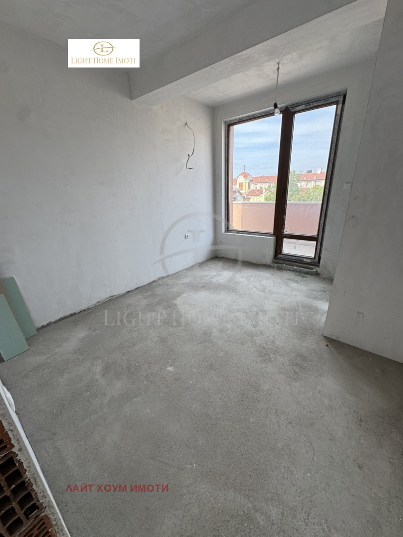 De vânzare  2 dormitoare Plovdiv , Țentâr , 99 mp | 97986638 - imagine [2]