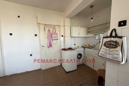 Продава МНОГОСТАЕН, гр. Търговище, Център, снимка 8 - Апартаменти - 55310839