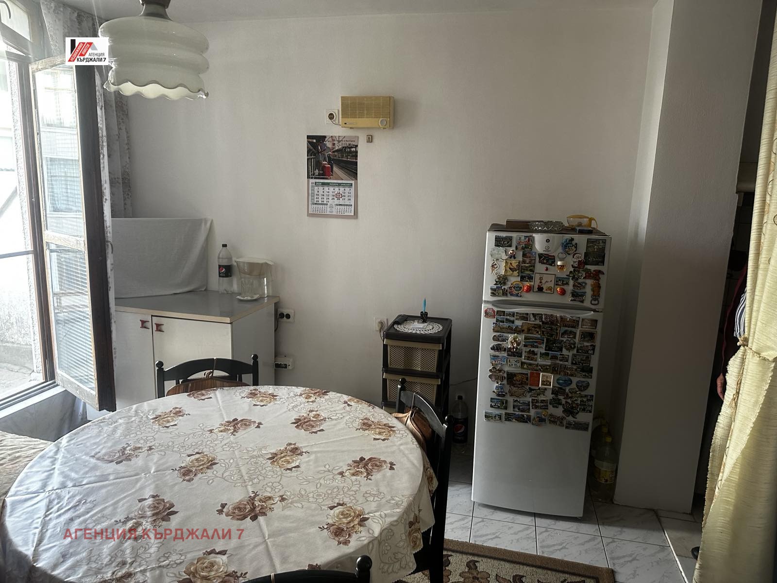 Продава МНОГОСТАЕН, гр. Кърджали, Център, снимка 8 - Апартаменти - 54280104