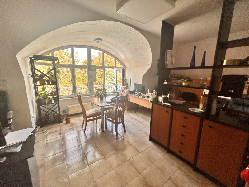 Продава КЪЩА, гр. София, Гео Милев, снимка 2 - Къщи - 53594246