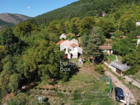 House Tran, region Pernik 13