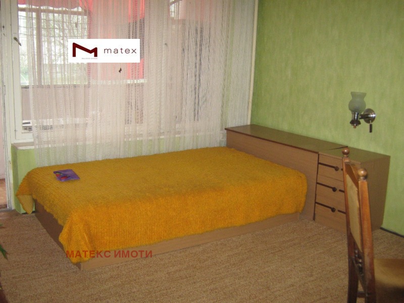 En venta  Estudio Varna , Vladislav Varnenchik 1 , 48 metros cuadrados | 14848024 - imagen [2]