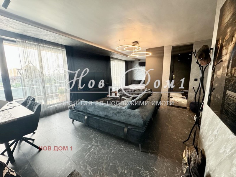 In vendita  1 camera da letto Plovdiv , Tsentar , 97 mq | 82349392