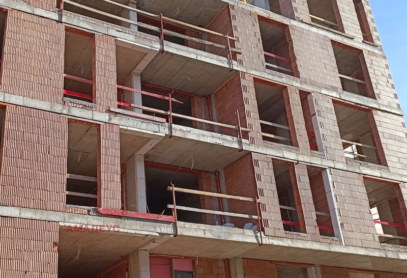 Продава 3-СТАЕН в град София, Овча купел 2 - 107 кв.м / 195 000 € » 381 386.85 лв., АМАДЕУС