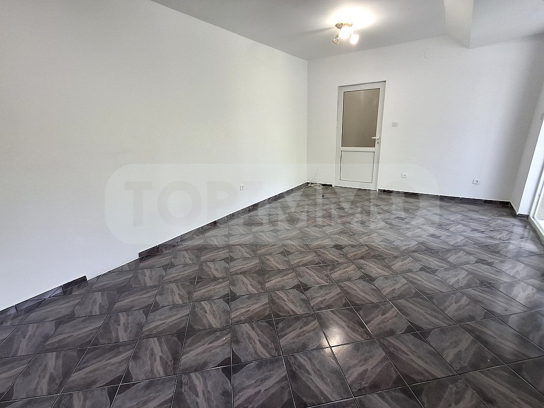 Продава 2-СТАЕН, гр. Варна, Зимно кино Тракия, снимка 3 - Апартаменти - 54503787