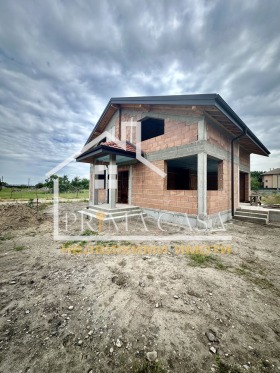 Casa Skutare, región Plovdiv 5