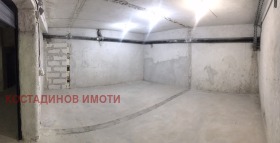 Garage Tsentar, Plovdiv 2