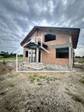 Продава КЪЩА, област Пловдив, с. Скутаре • по договаряне • 92871749 — Holmes.bg