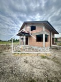 Продава КЪЩА, област Пловдив, с. Скутаре • по договаряне • 92871749 — Holmes.bg