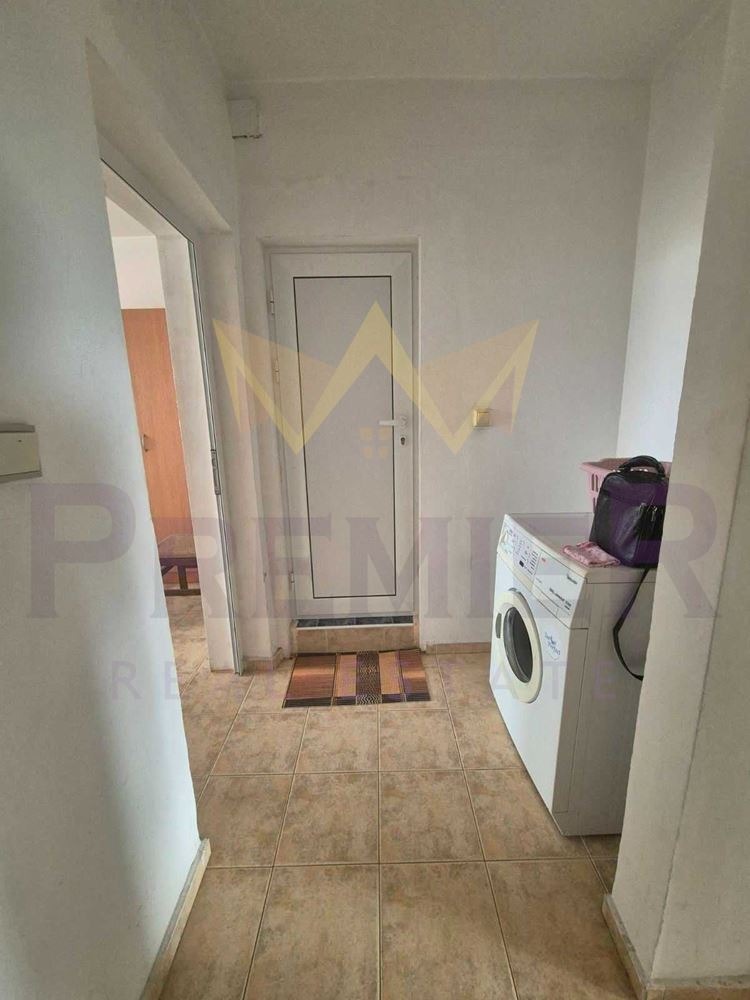 Продава 3-СТАЕН, гр. Варна, Окръжна болница-Генерали, снимка 3 - Апартаменти - 53780720