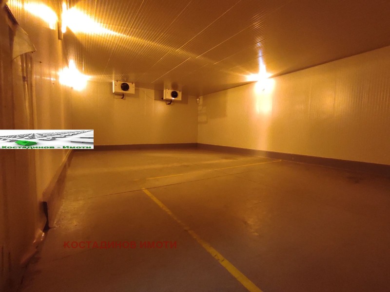 Продава ПРОМ. ПОМЕЩЕНИЕ, гр. Ихтиман, област София област, снимка 8 - Производствени сгради - 53266851