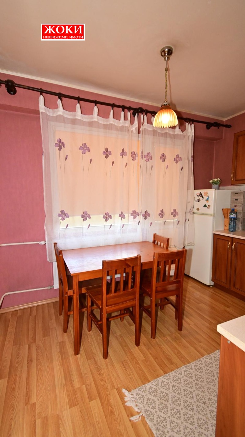 Продава 3-СТАЕН, гр. Перник, Тева, снимка 5 - Aпартаменти - 47109788