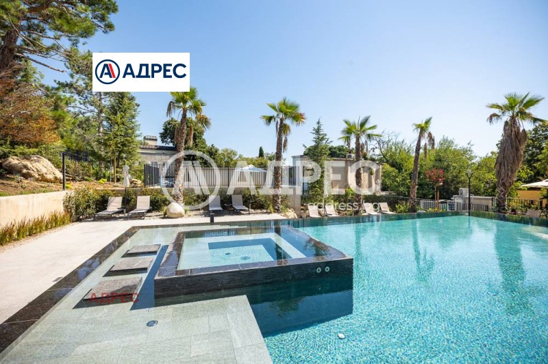 Продава КЪЩА, гр. Варна, к.к. Св.Св. Константин и Елена, снимка 12 - Къщи - 52797792