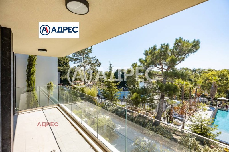 Продава КЪЩА, гр. Варна, к.к. Св.Св. Константин и Елена