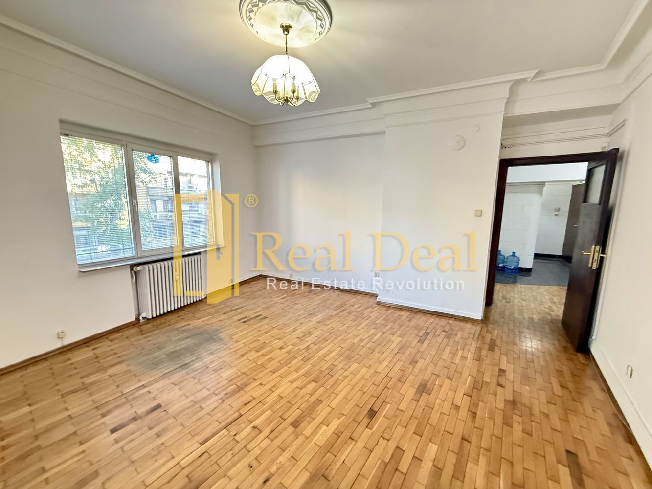 Продава МНОГОСТАЕН, гр. София, Център, снимка 7 - Апартаменти - 54646062
