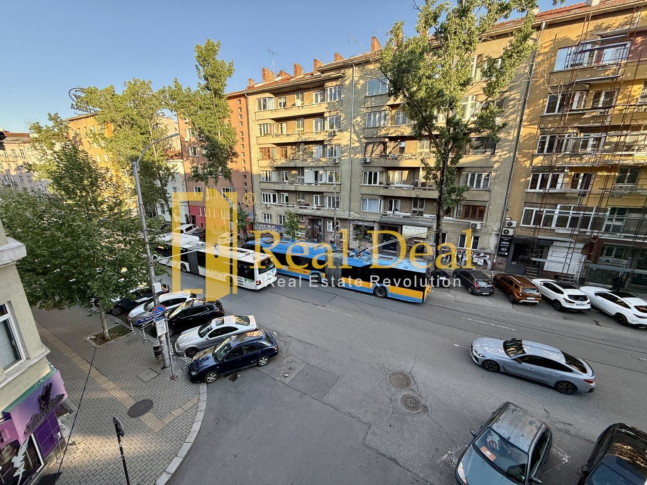 Продава МНОГОСТАЕН, гр. София, Център, снимка 8 - Апартаменти - 54646062