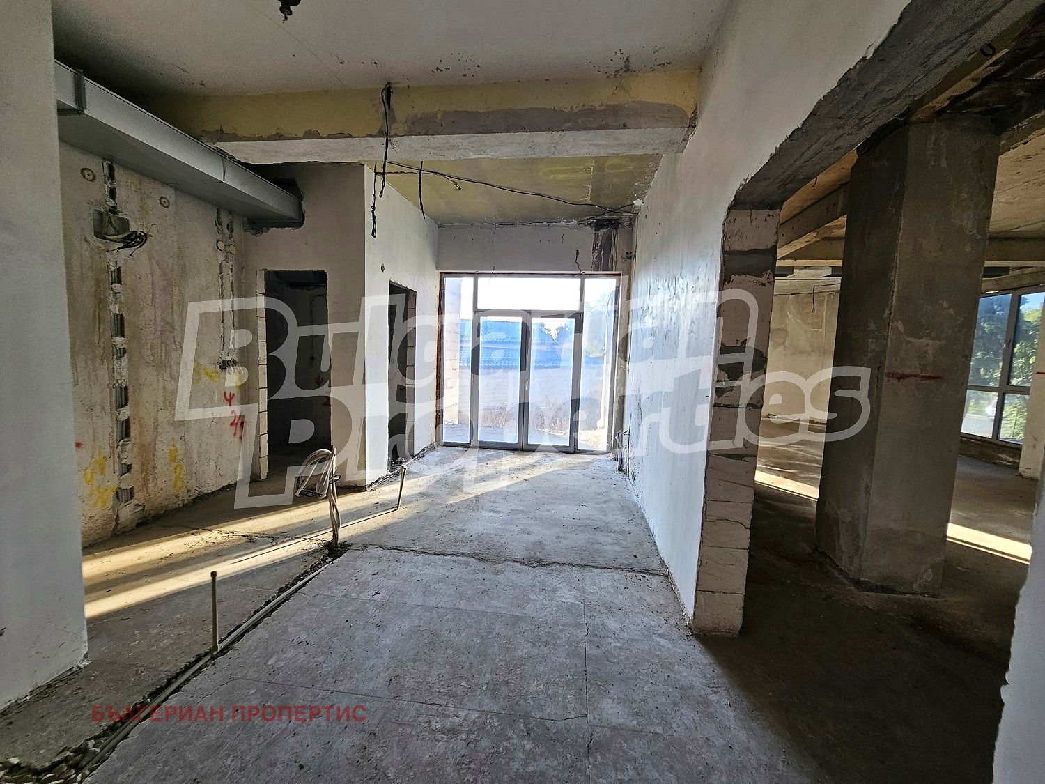 Продава ХОТЕЛ, с. Лесново, област София област, снимка 12 - Хотели - 56112480