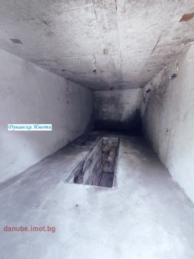 Гараж град Русе, Здравец Изток