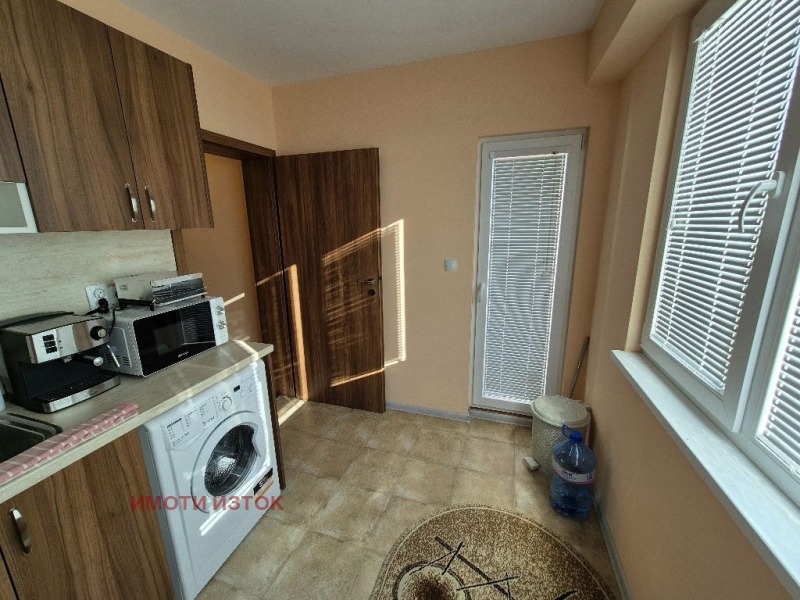 Продава  2-стаен област Перник , гр. Радомир , 67 кв.м | 43707436 - изображение [11]