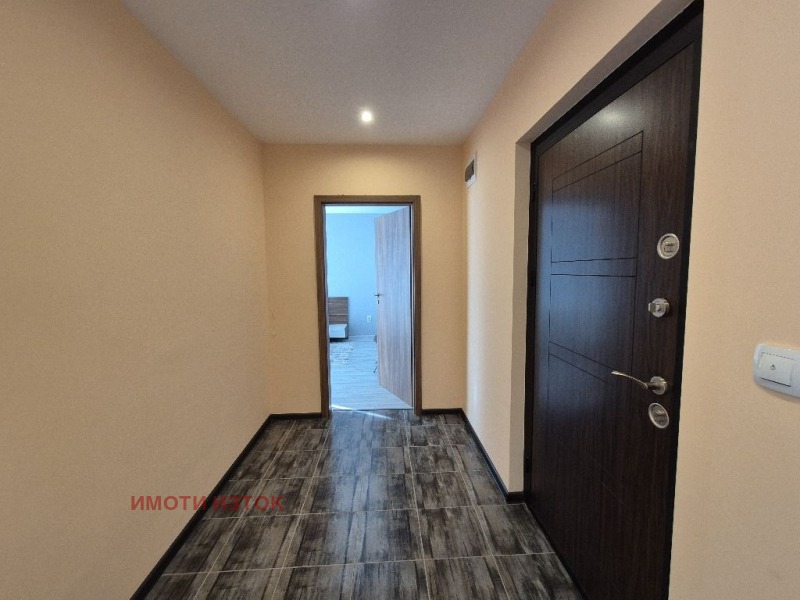 Продава  2-стаен област Перник , гр. Радомир , 67 кв.м | 43707436 - изображение [5]