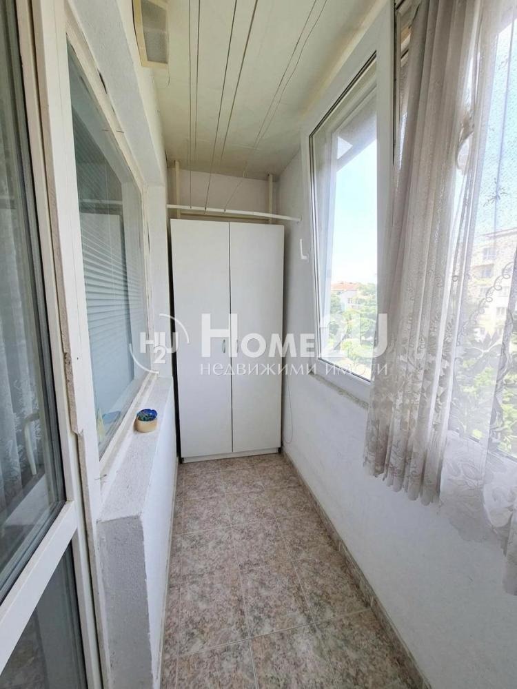 Продава 2-СТАЕН, гр. Бургас, Изгрев, снимка 5 - Апартаменти - 54640049