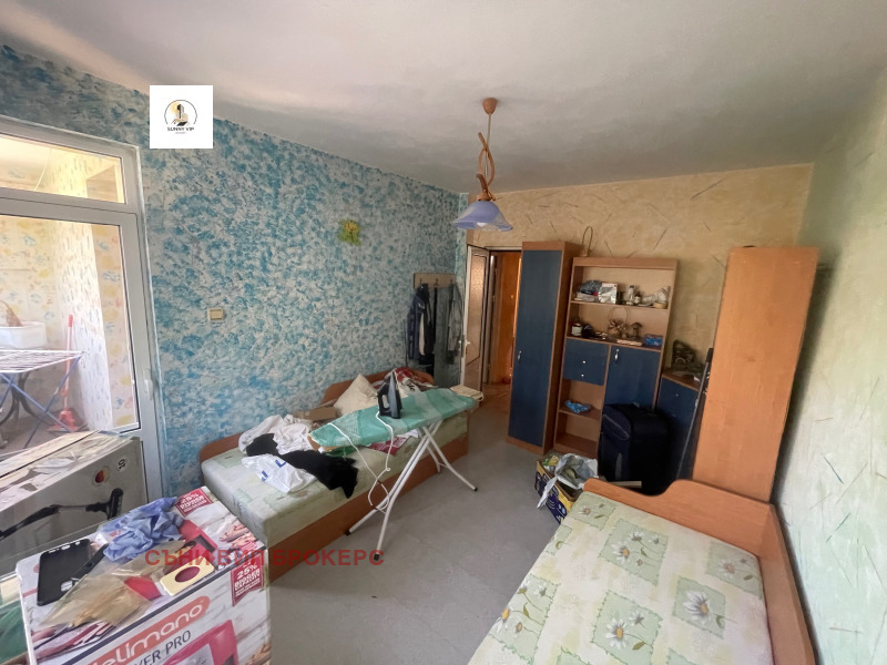 Продава  3-стаен град Плевен , 9-ти квартал , 79 кв.м | 56480808 - изображение [12]