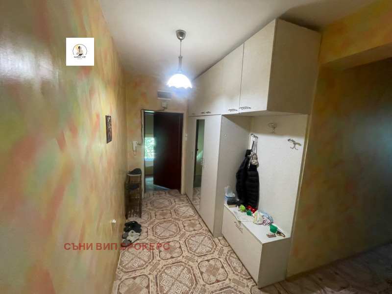 Продава  3-стаен град Плевен , 9-ти квартал , 79 кв.м | 56480808 - изображение [15]