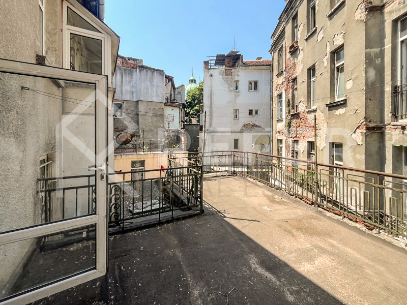 Продава  4-стаен град София , Център , 207 кв.м | 46357373 - изображение [9]