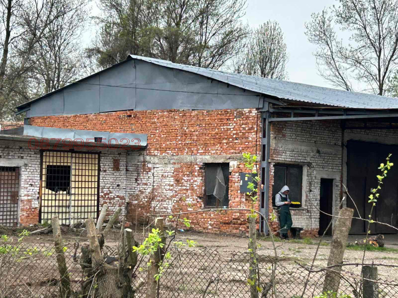 Продава ПРОМ. ПОМЕЩЕНИЕ, гр. Лом, област Монтана, снимка 3 - Производствени сгради - 52784870