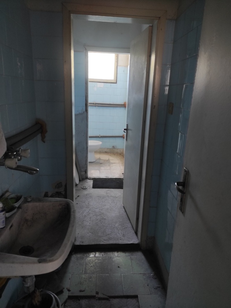 Myytävänä  Teollisuusrakennus Stara Zagora , Industrialna zona - iztok , 373 neliömetriä | 36921133 - kuva [3]