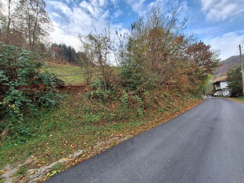 Продава ПАРЦЕЛ, гр. Троян, област Ловеч, снимка 3 - Парцели - 52780629