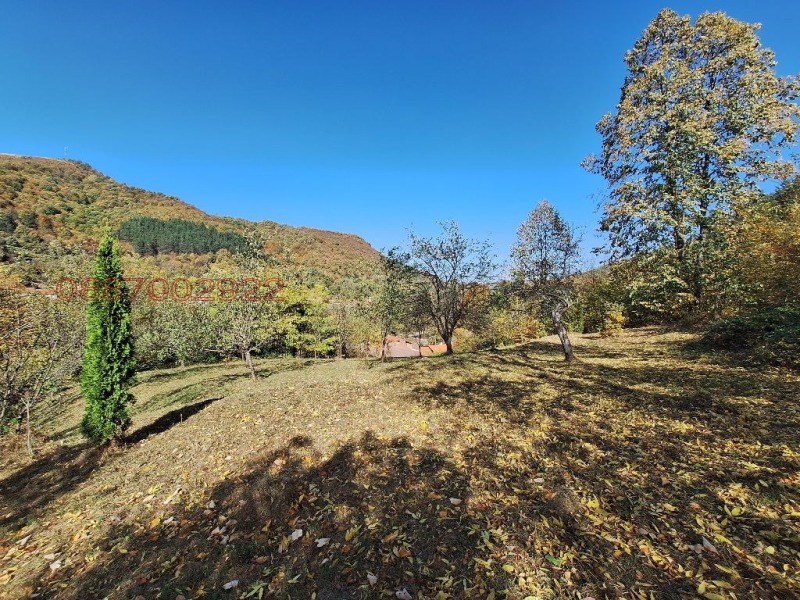 Продава ПАРЦЕЛ, гр. Троян, област Ловеч, снимка 9 - Парцели - 52780629