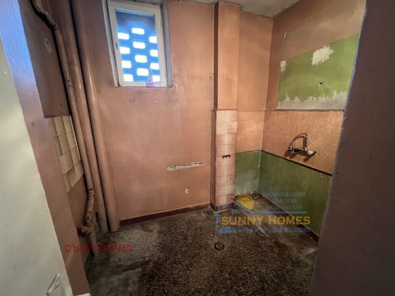 Продава 3-СТАЕН, гр. Велико Търново, Колю Фичето, снимка 3 - Апартаменти - 52649423