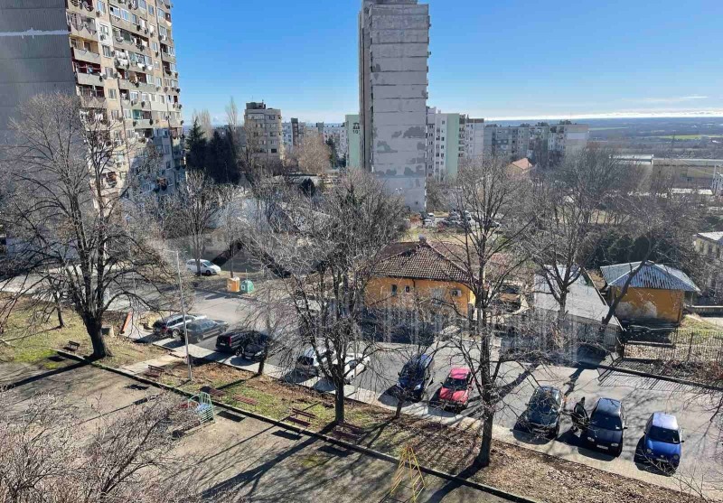 Продава  3-стаен град Стара Загора , Три чучура - юг , 85 кв.м | 23347038 - изображение [9]