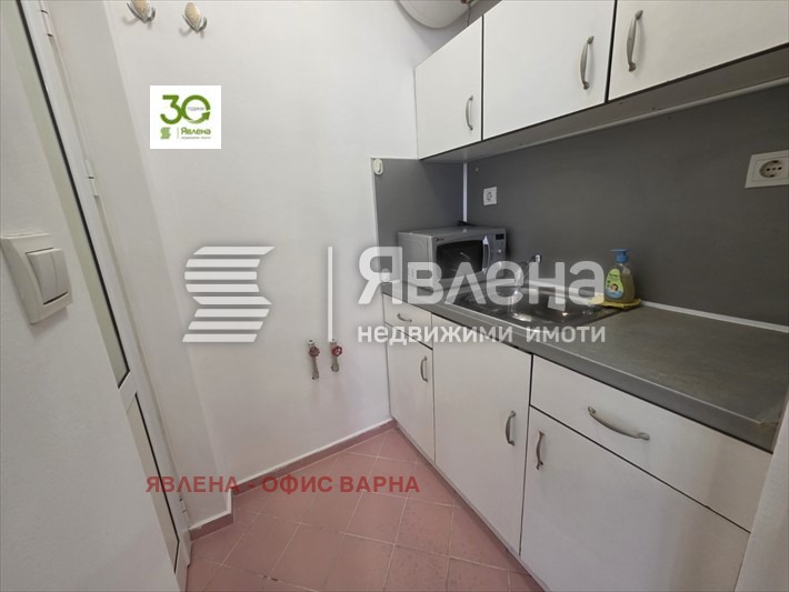 Продава  Офис град Варна , Център , 36 кв.м | 34695849 - изображение [9]