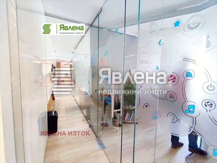 Продава ОФИС, гр. София, Медицинска академия, снимка 17 - Офиси - 55647259