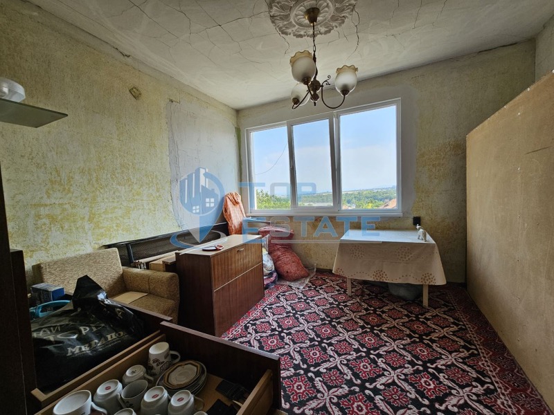 Продава ЕТАЖ ОТ КЪЩА, гр. Горна Оряховица, област Велико Търново, снимка 8 - Етаж от къща - 42212992