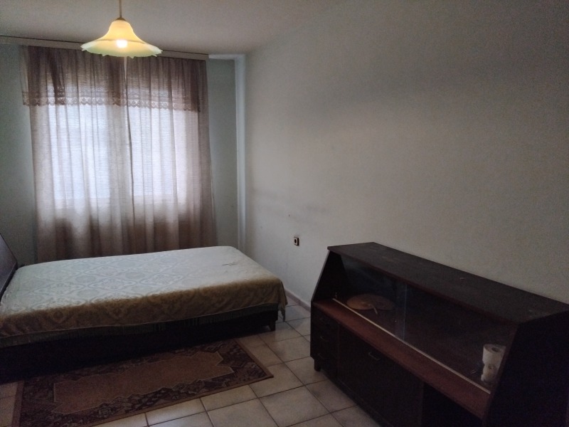 Продава  2-стаен град Русе , Център , 66 кв.м | 96513704 - изображение [2]