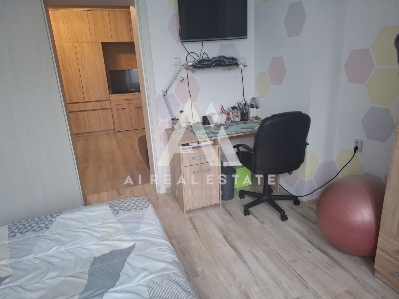 Продава 2-СТАЕН, гр. Плевен, Идеален център, снимка 8 - Апартаменти - 53109402