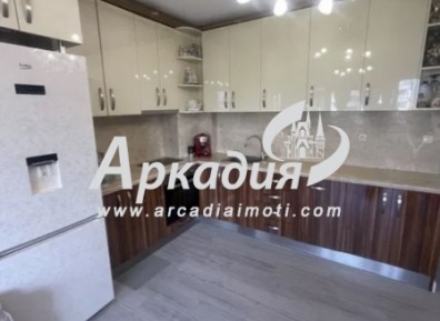 Продава 3-СТАЕН, гр. Пловдив, Въстанически, снимка 1 - Aпартаменти - 47278286