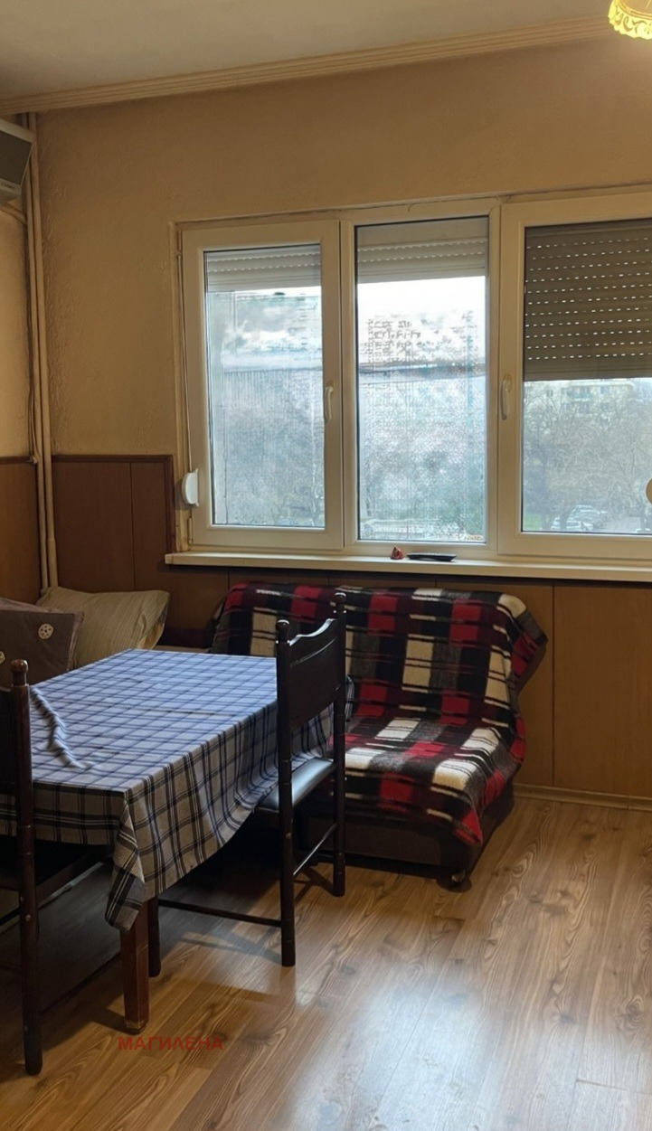 Продава 3-СТАЕН, гр. Пловдив, Кючук Париж, снимка 2 - Апартаменти - 53327235