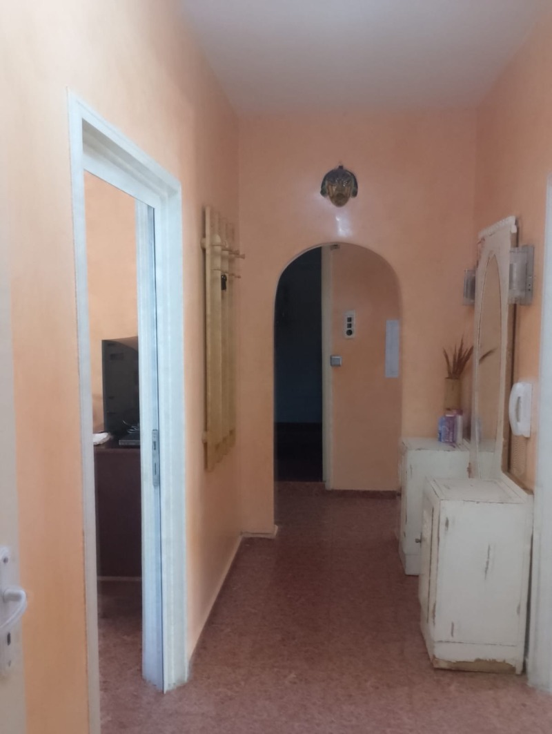 Продается  3+ спальни Варна , ВИНС-Червен площад , 118 кв.м | 48222571 - изображение [6]