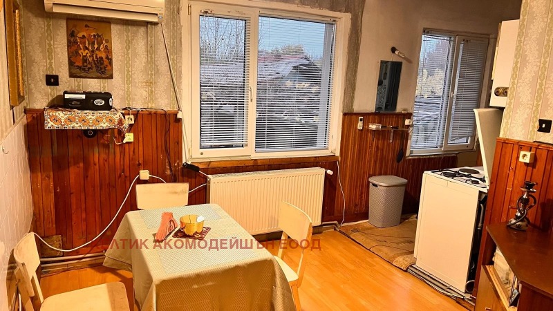 Продава КЪЩА, с. Мало село, област Кюстендил, снимка 14 - Къщи - 53022318